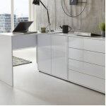 weiße Schreibtische